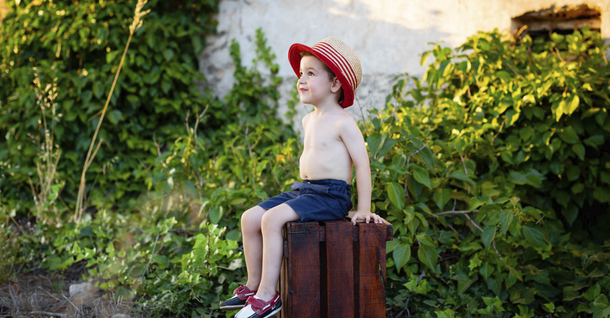 fotografia-jaen-bebes-fotografo-padres-bebe-nino-primerospasos